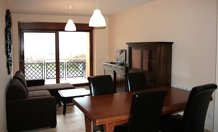 Apartamentos La Covatilla Neila de San Miguel Zewnętrze zdjęcie
