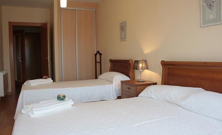 Apartamentos La Covatilla Neila de San Miguel Zewnętrze zdjęcie